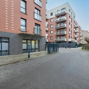 Nowa Grobla Estate Near Starowka By Renters Gdańsk